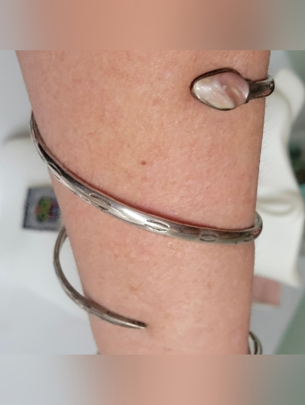 VINTAGE STERLING SILVER SNAKE ARM BRACELET W STONE INSET ON HEAD Rare Alpaca
